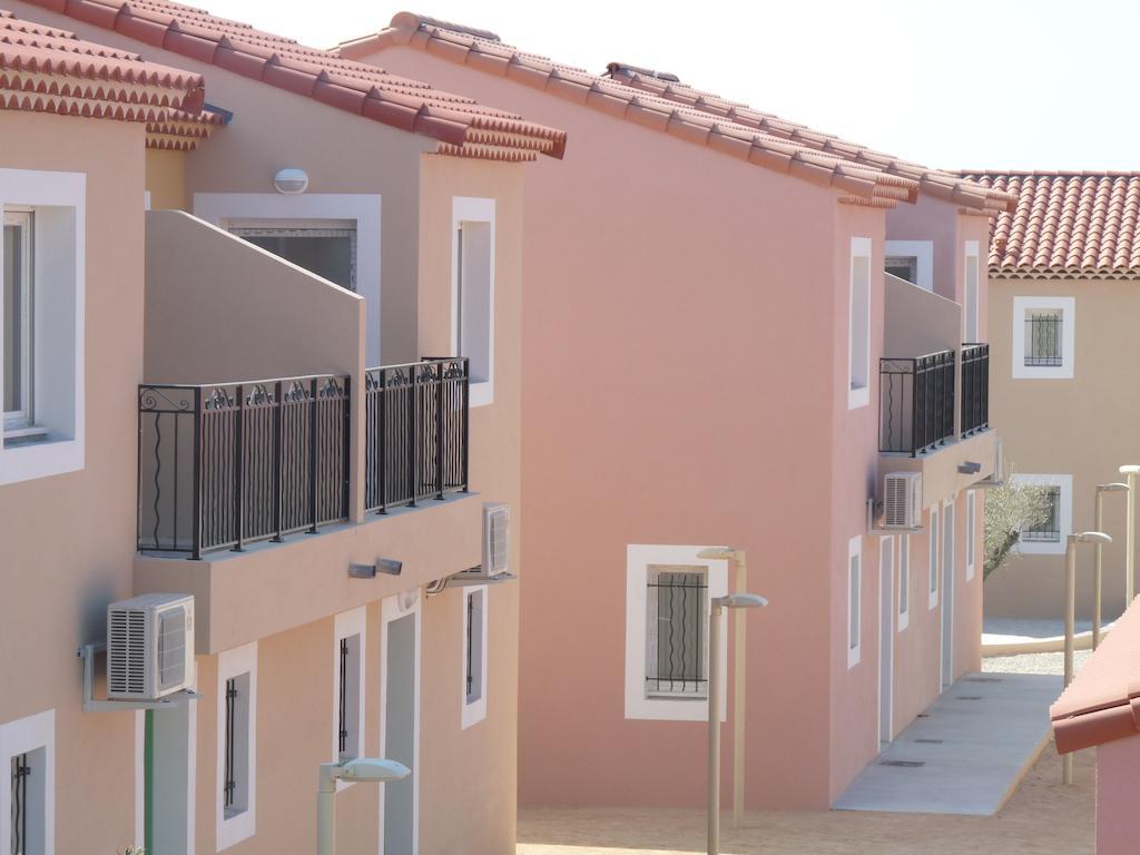Residence Vacances & Appart'Hotel La Provence Saint-Mitre-les-Remparts Room photo