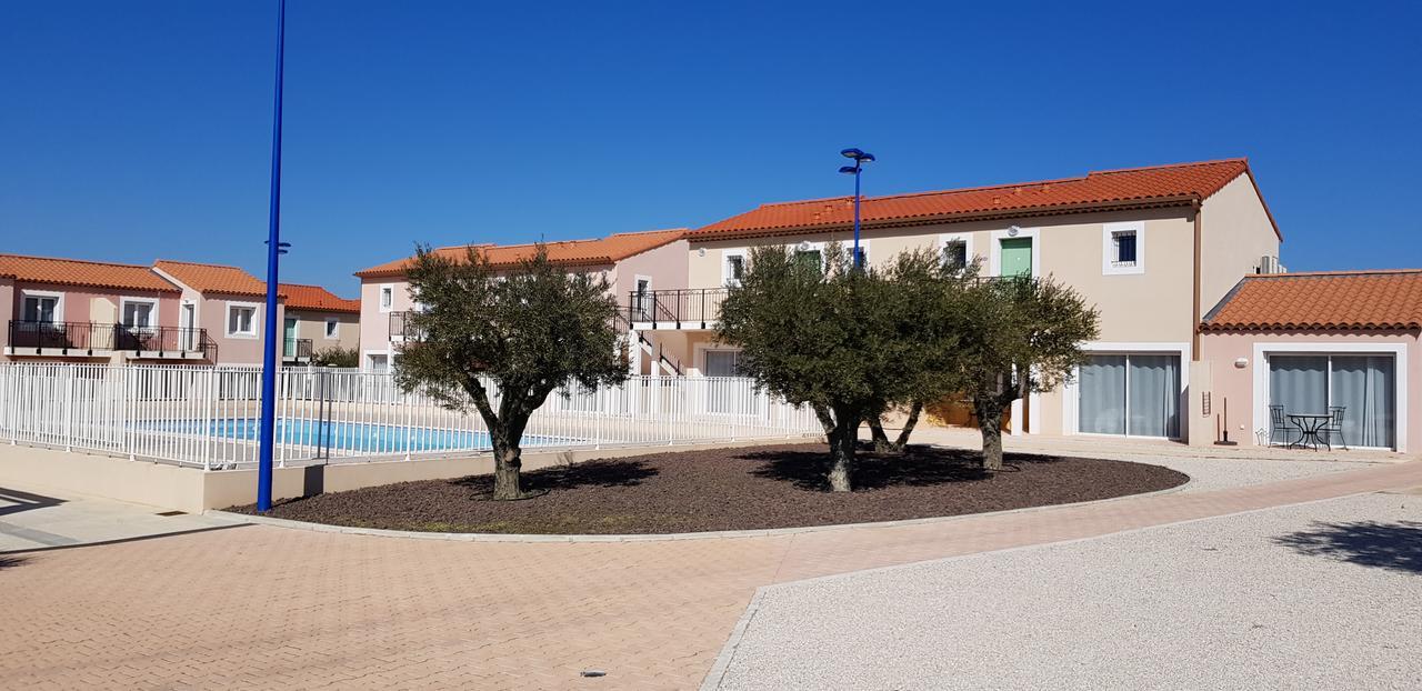 Residence Vacances & Appart'Hotel La Provence Saint-Mitre-les-Remparts Exterior photo